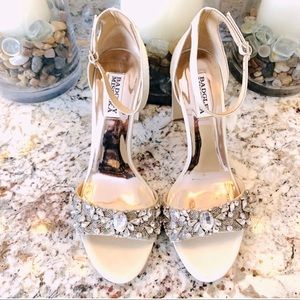 BADGLEY MISCHKA EMBELLISHED EVENING BRIDAL HEEL